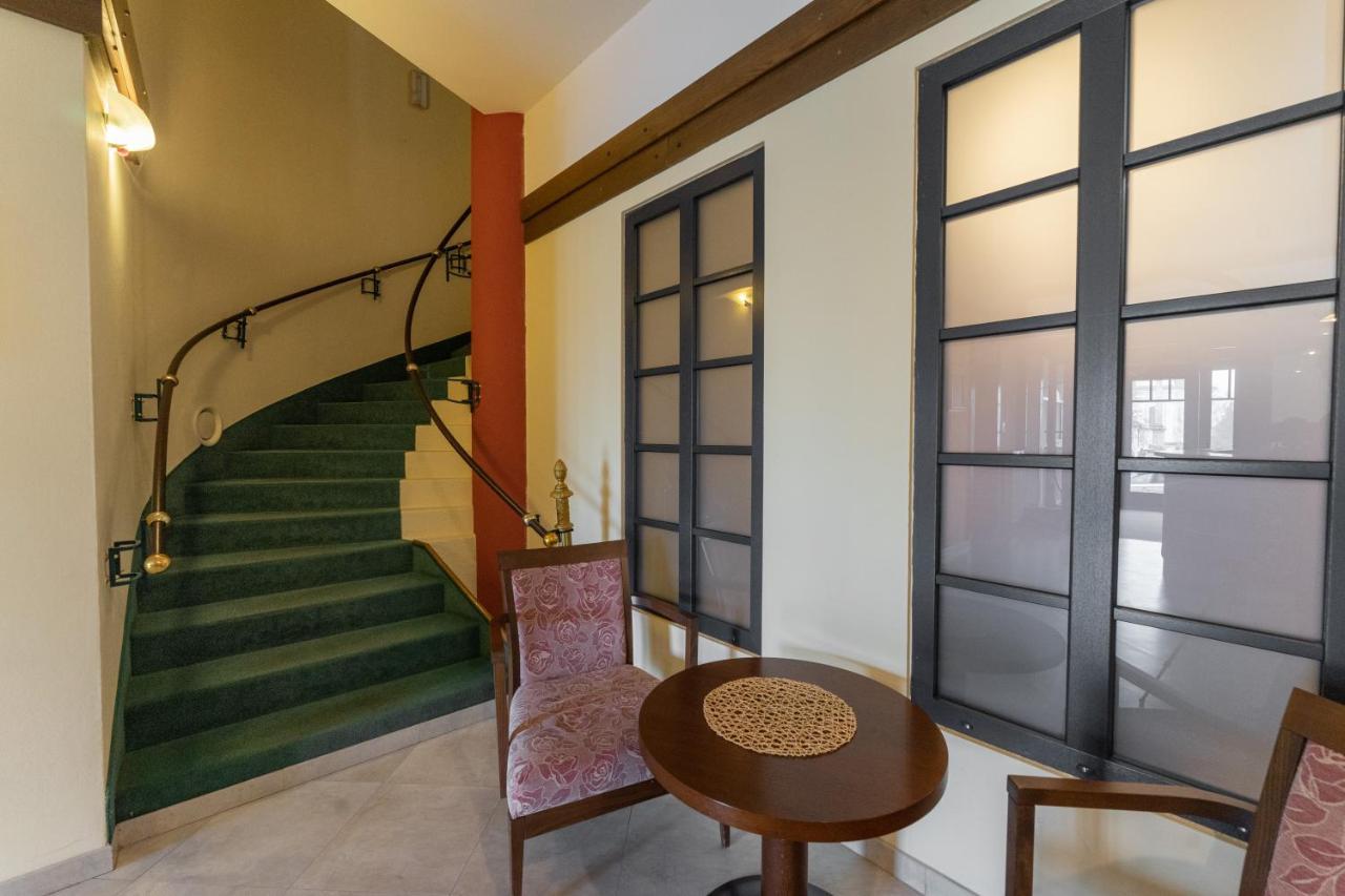 Hotel Amco Zabreh Luaran gambar